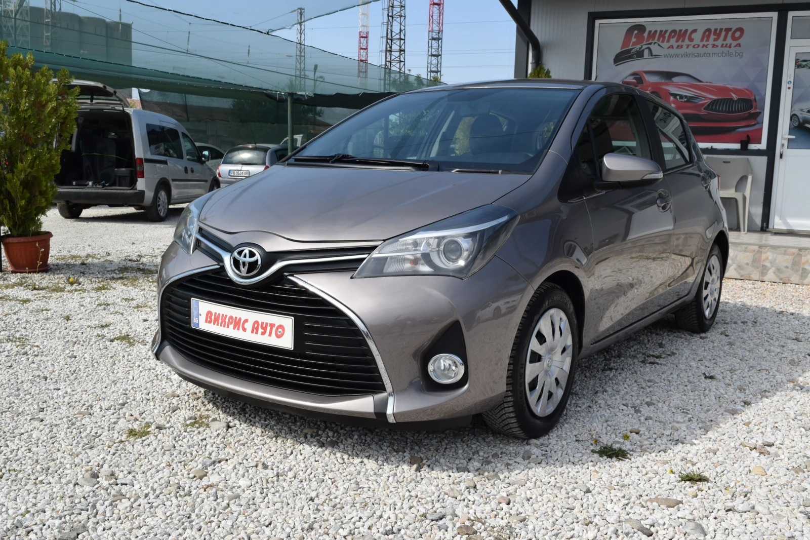 Toyota Yaris 1.4 D4D* Камера* Euro5B* 6 скорости - изображение 2
