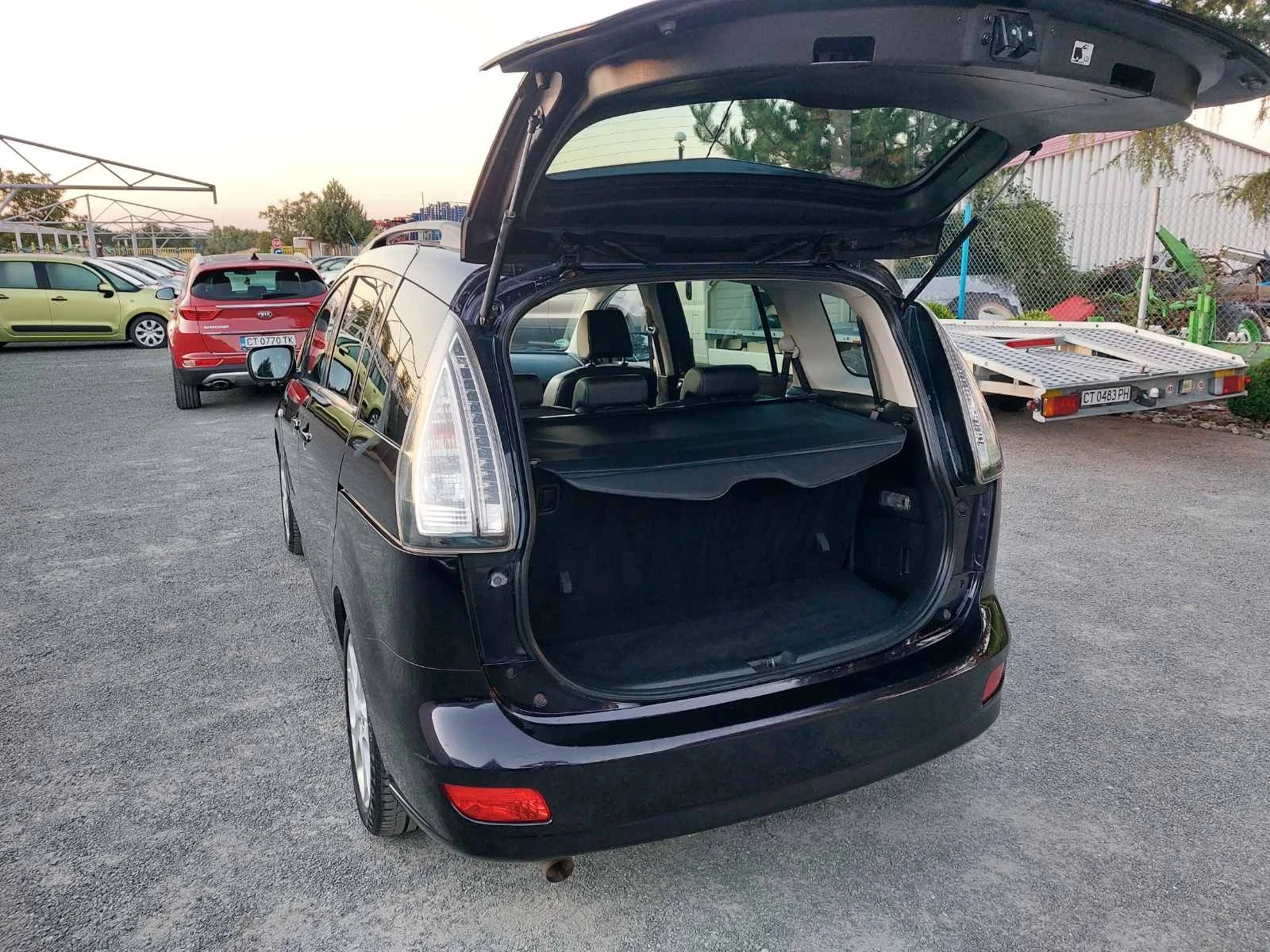 Mazda 5 2.0, 7м, 6ск - изображение 9