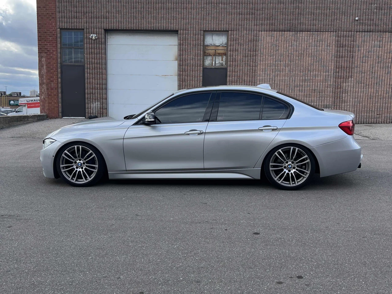 BMW 340 * АВТО КРЕДИТ* ЦЕНА ДО БГ * СЕРВИЗНА ИСТОРИЯ *  - изображение 2