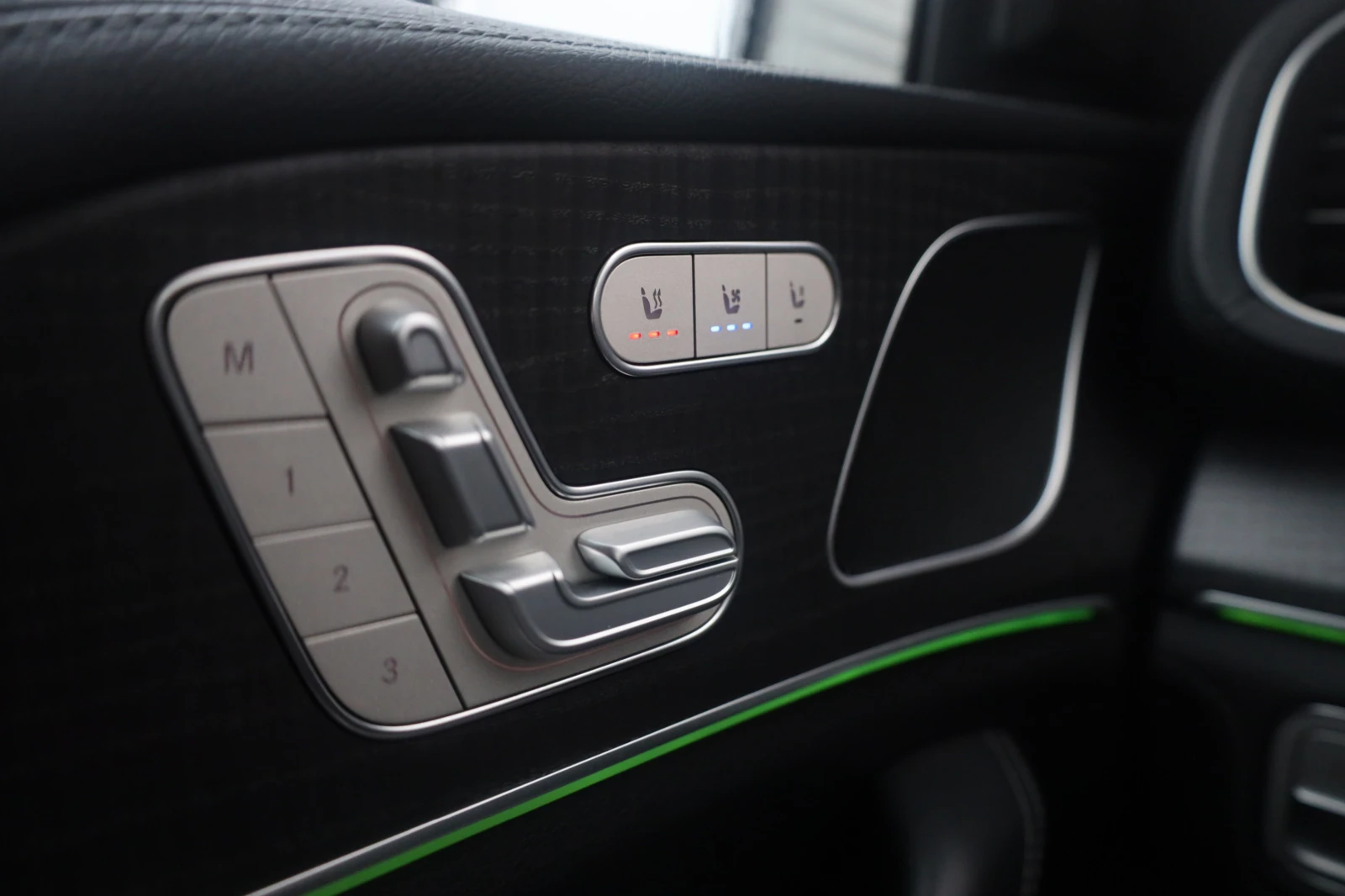 Mercedes-Benz GLE 450 AMG 4M Airmatic Distr KeyGO 360  SzH #iCarbg | Mobile.bg   13