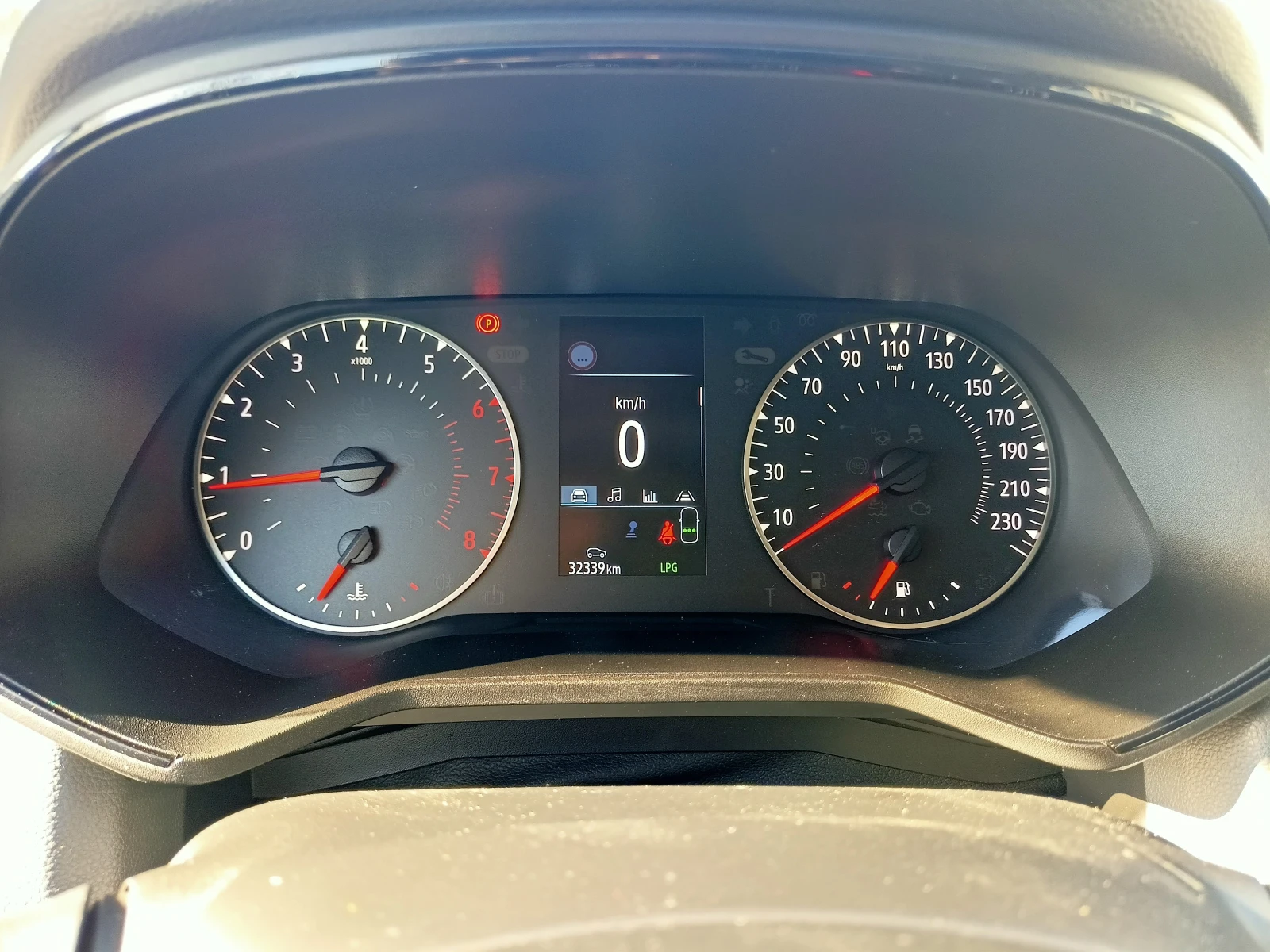 Renault Clio 1.0 Ce    | Mobile.bg   10