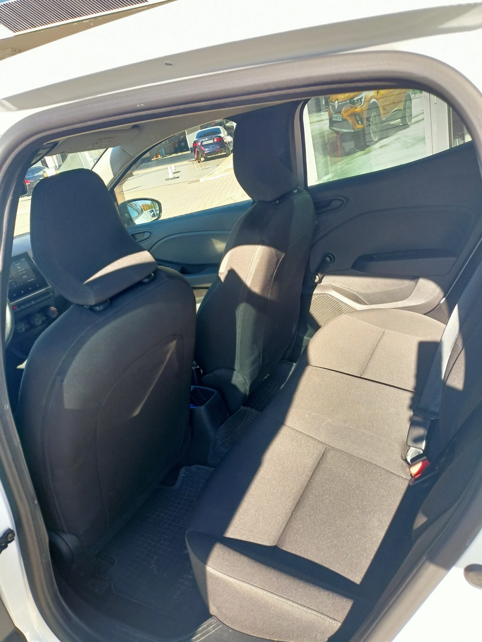 Renault Clio 1.0 Ce    | Mobile.bg   12