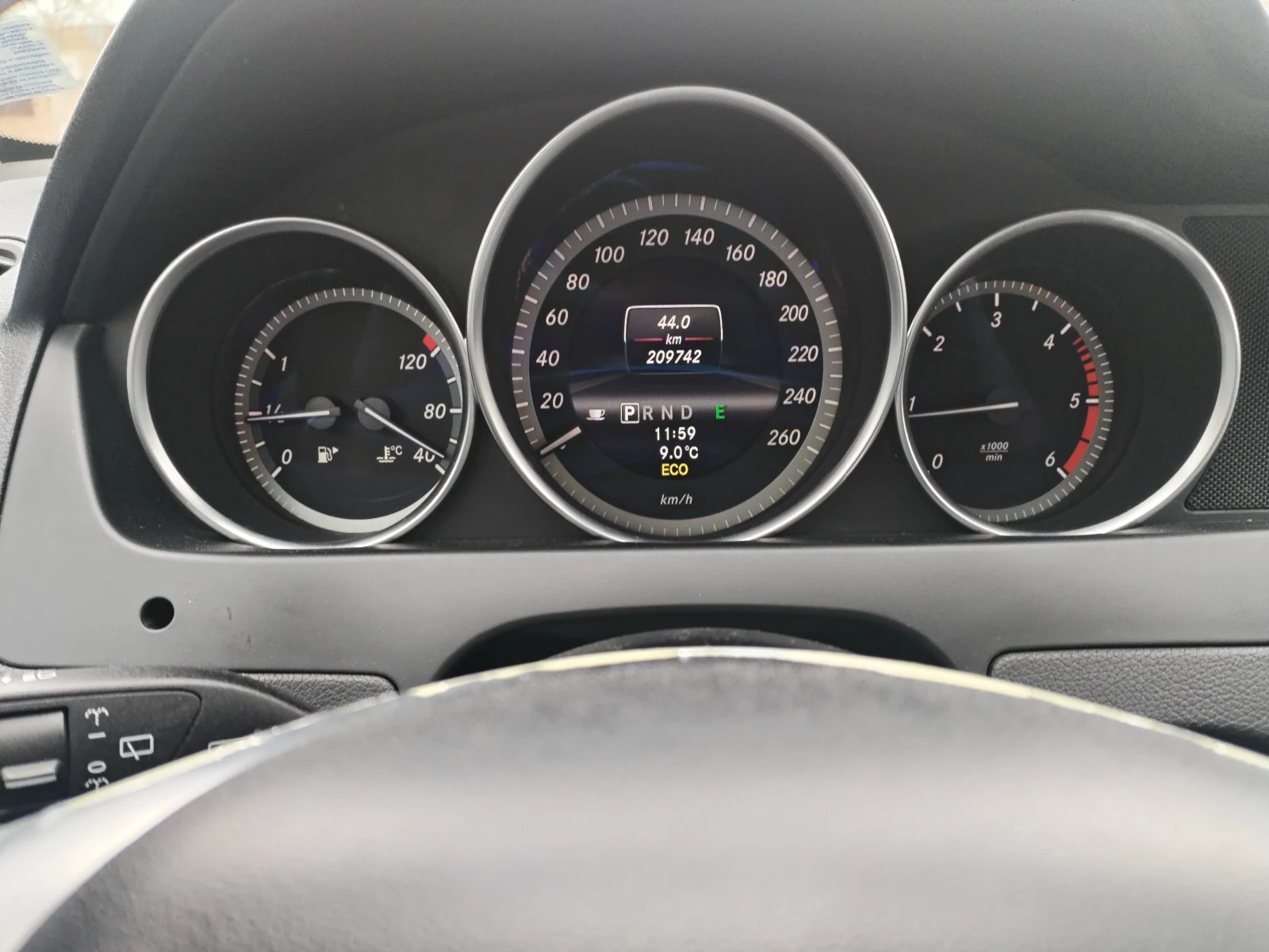 Mercedes-Benz C 220 2.2 CDI/Euro5B/avtomat, снимка 12 - Автомобили и джипове - 53018645