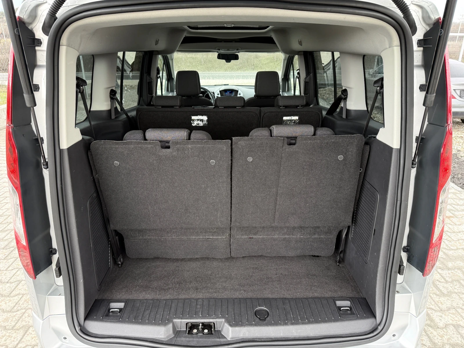 Ford Tourneo Connect 1.6i 7 �����/��������� | Mobile.bg � ����������� 16