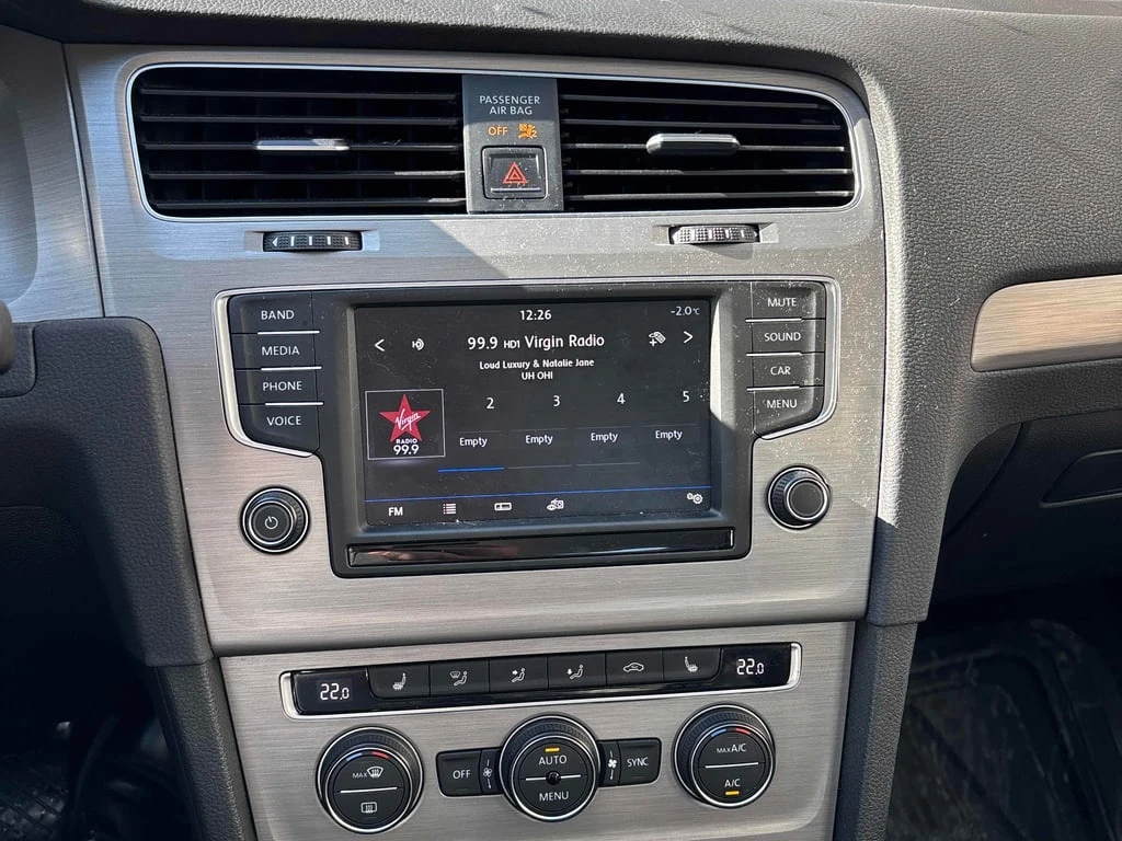 VW Golf 5dr HB Auto 1.8 TSI * ВТОРИ ГУМИ И ДЖАНТИ - изображение 9