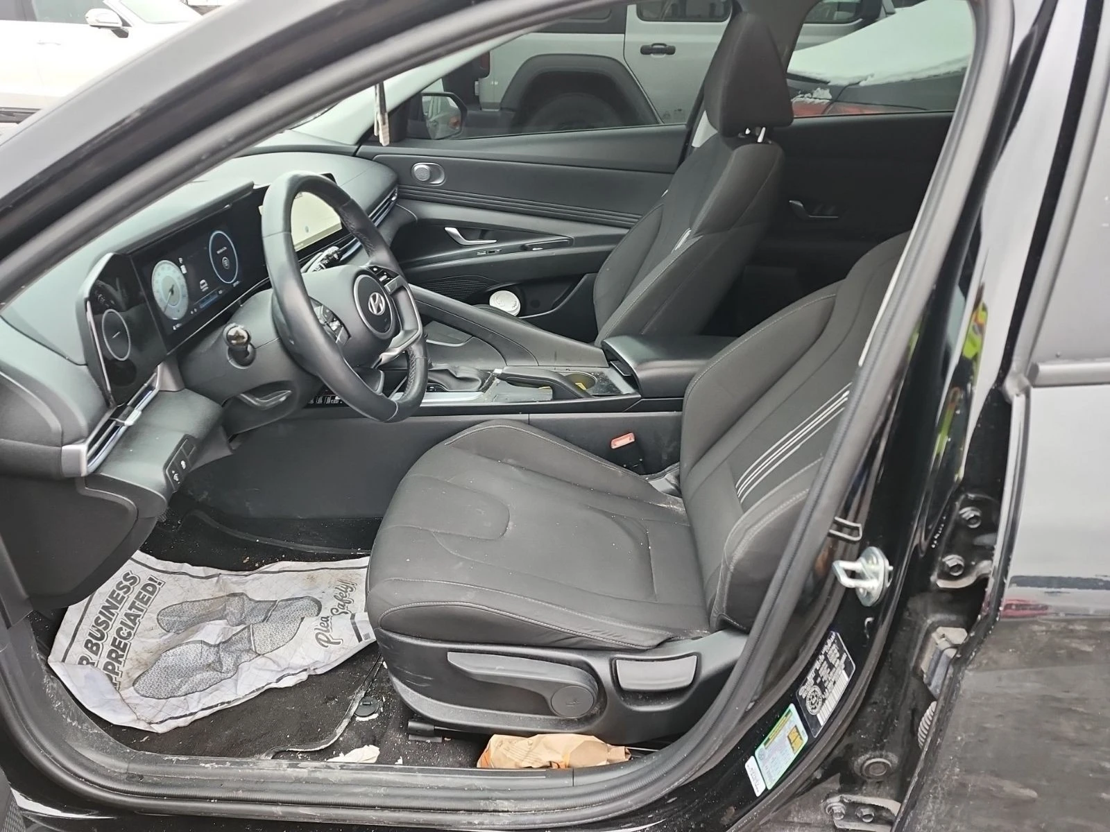 Hyundai Elantra PREFERRED С РЕГИСТРАЦИЯ & АВТО КРЕДИТ - изображение 8