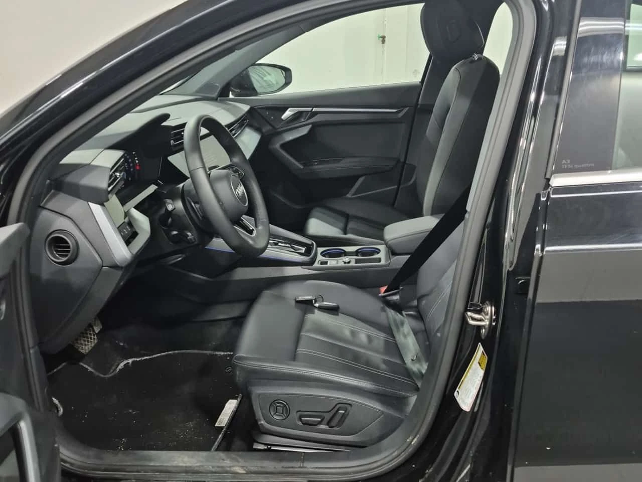 Audi A3 * PROGRESSIV * CARFAX * БЕЗ ПЪРВОНАЧАЛНА ВНОСКА - изображение 9