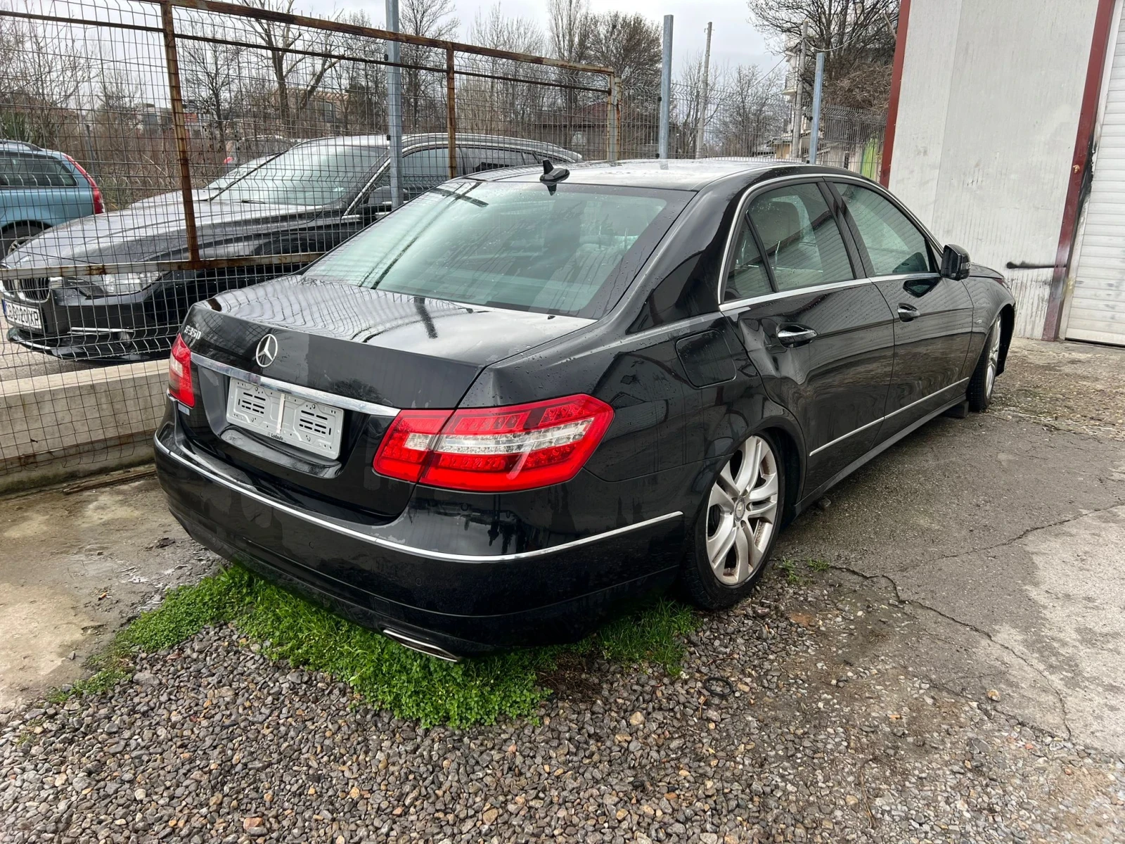 Mercedes-Benz E 350 350CDI/4MATIC, снимка 3 - Автомобили и джипове - 53896831