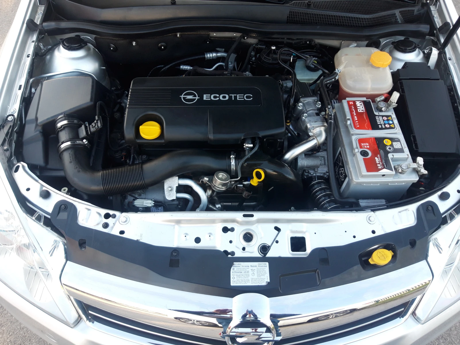 Opel Astra 1.7CDTI-SW* 110к.с* FACELIFT* , снимка 13 - Автомобили и джипове - 54230795