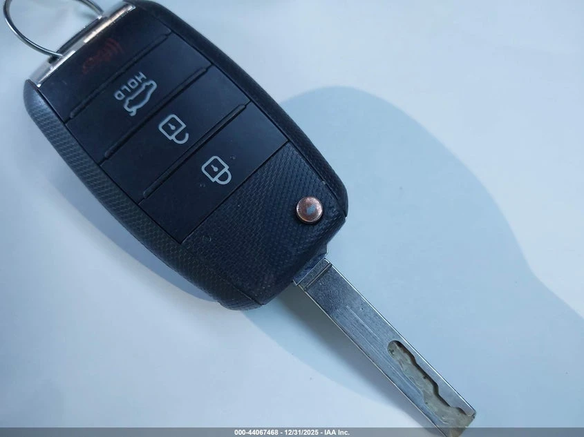 Kia Optima 2.4l Lx, снимка 11 - Автомобили и джипове - 54331608