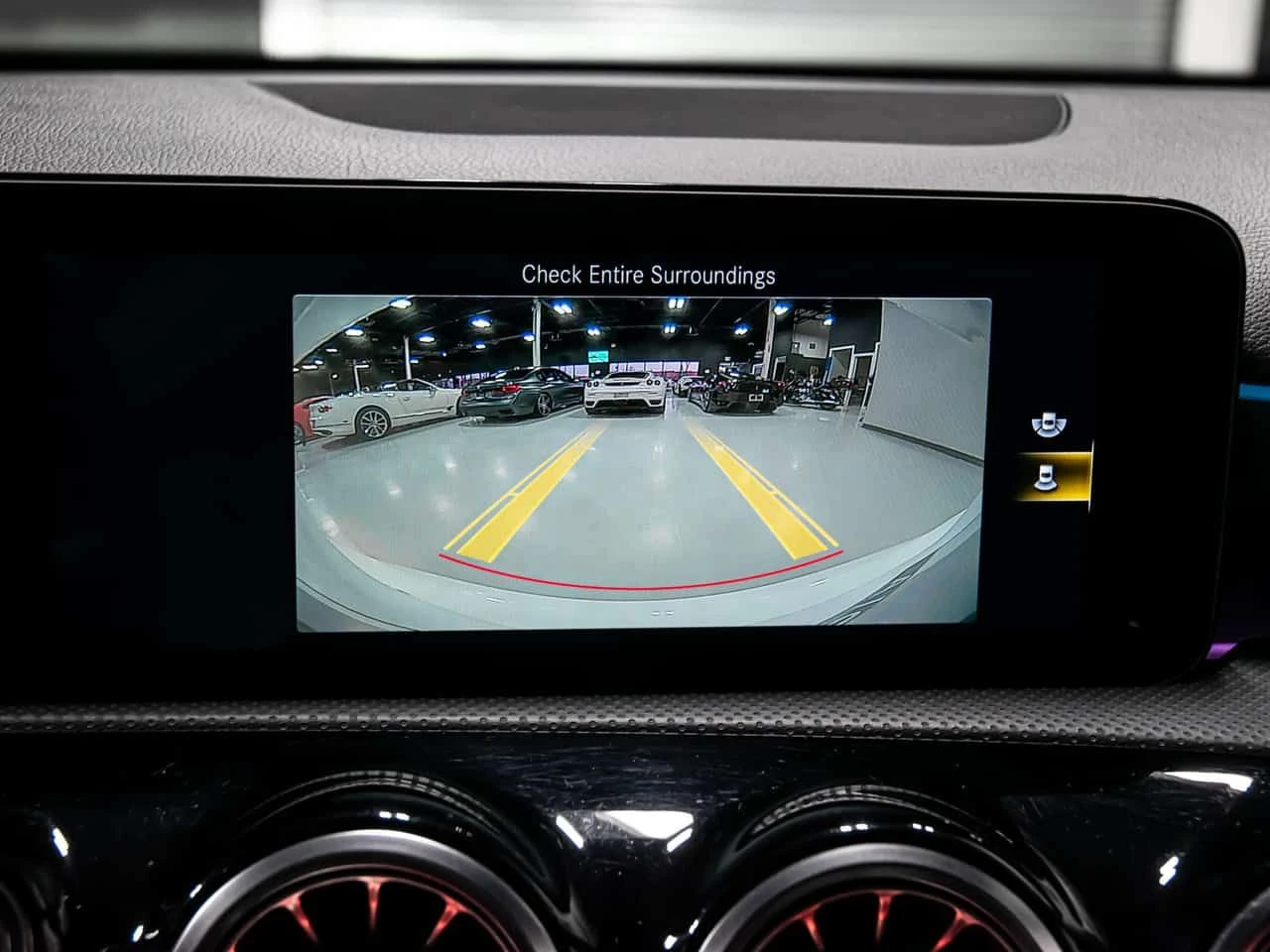 Mercedes-Benz A 250 * CARFAX * 4MATIC AMG PKG NIGHHT PKG BLIND SPOT, снимка 7 - Автомобили и джипове - 54334819