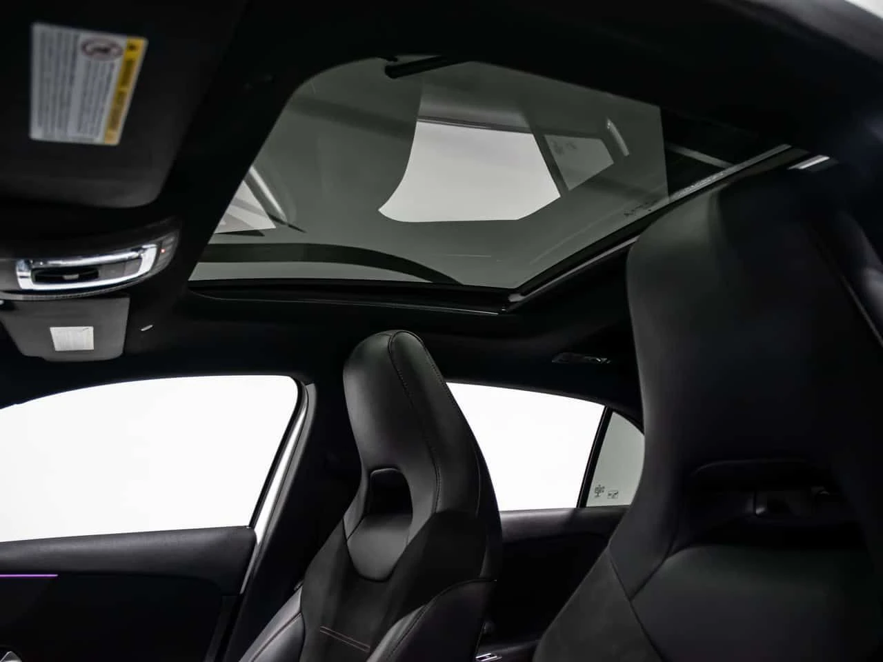 Mercedes-Benz A 250 * CARFAX * 4MATIC AMG PKG NIGHHT PKG BLIND SPOT, снимка 10 - Автомобили и джипове - 54334819