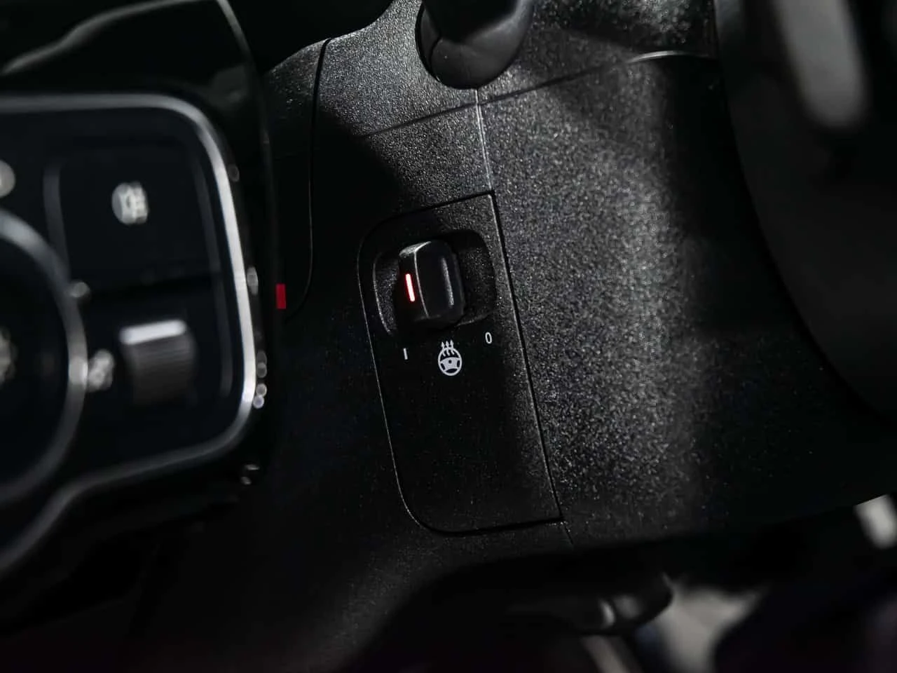 Mercedes-Benz A 250 * CARFAX * 4MATIC AMG PKG NIGHHT PKG BLIND SPOT, снимка 13 - Автомобили и джипове - 54334819