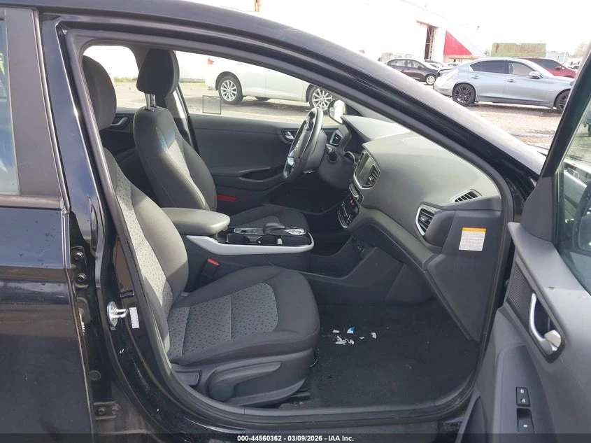 Hyundai Ioniq Ev Electric, снимка 5 - Автомобили и джипове - 54378470