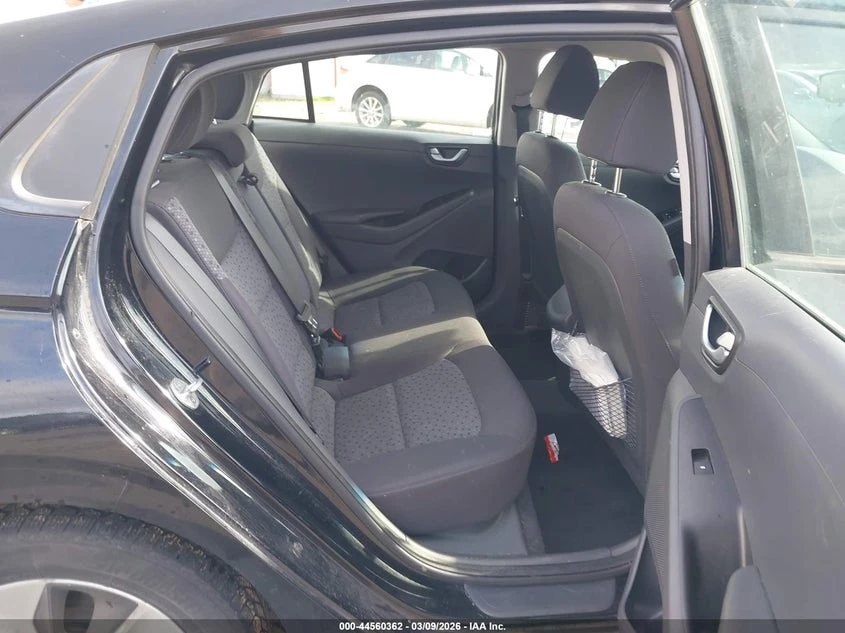 Hyundai Ioniq Ev Electric, снимка 8 - Автомобили и джипове - 54378470
