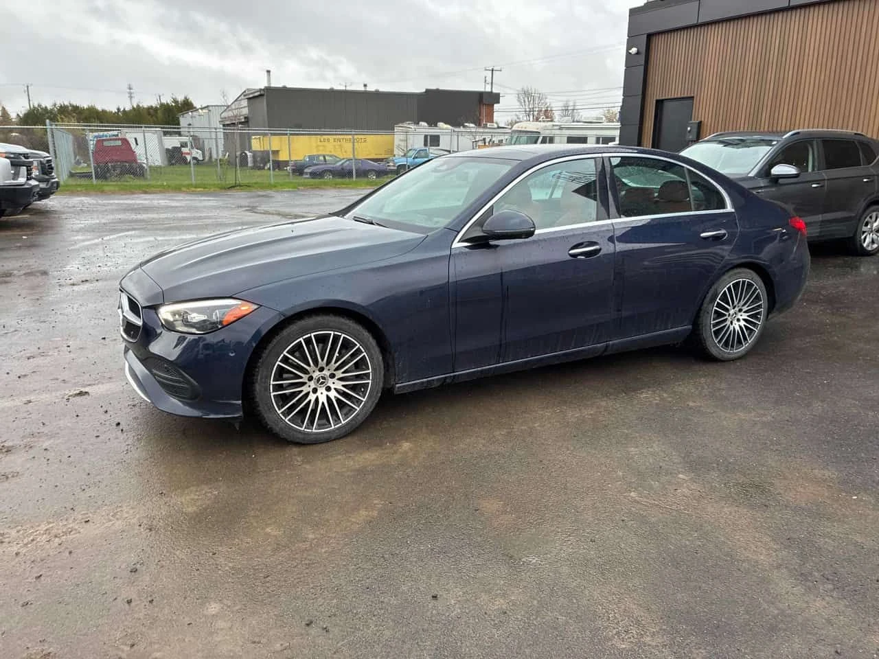 Mercedes-Benz C 300 | DISTRONIC | 360 | HUD | ДВА КЛЮЧА | , снимка 2 - Автомобили и джипове - 54545900