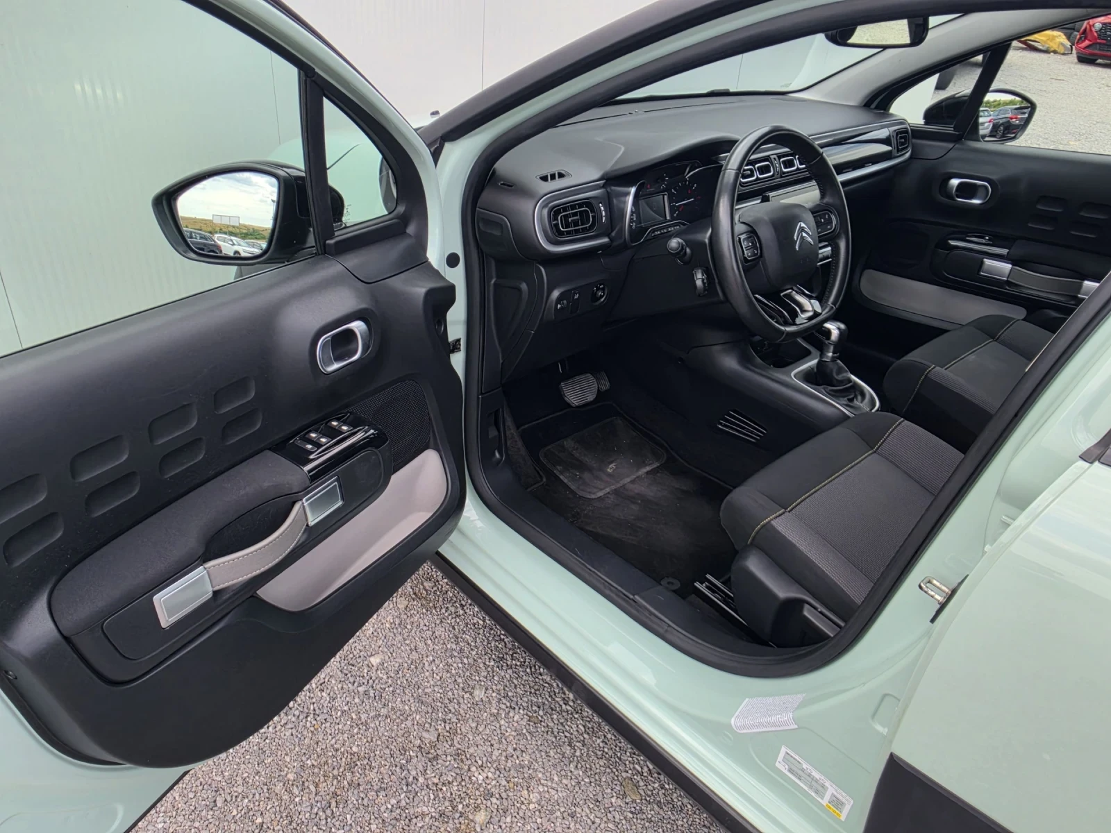 Citroen C3 1.2Turbo Avtomatik Panorama Navi Top | Mobile.bg � ����������� 7