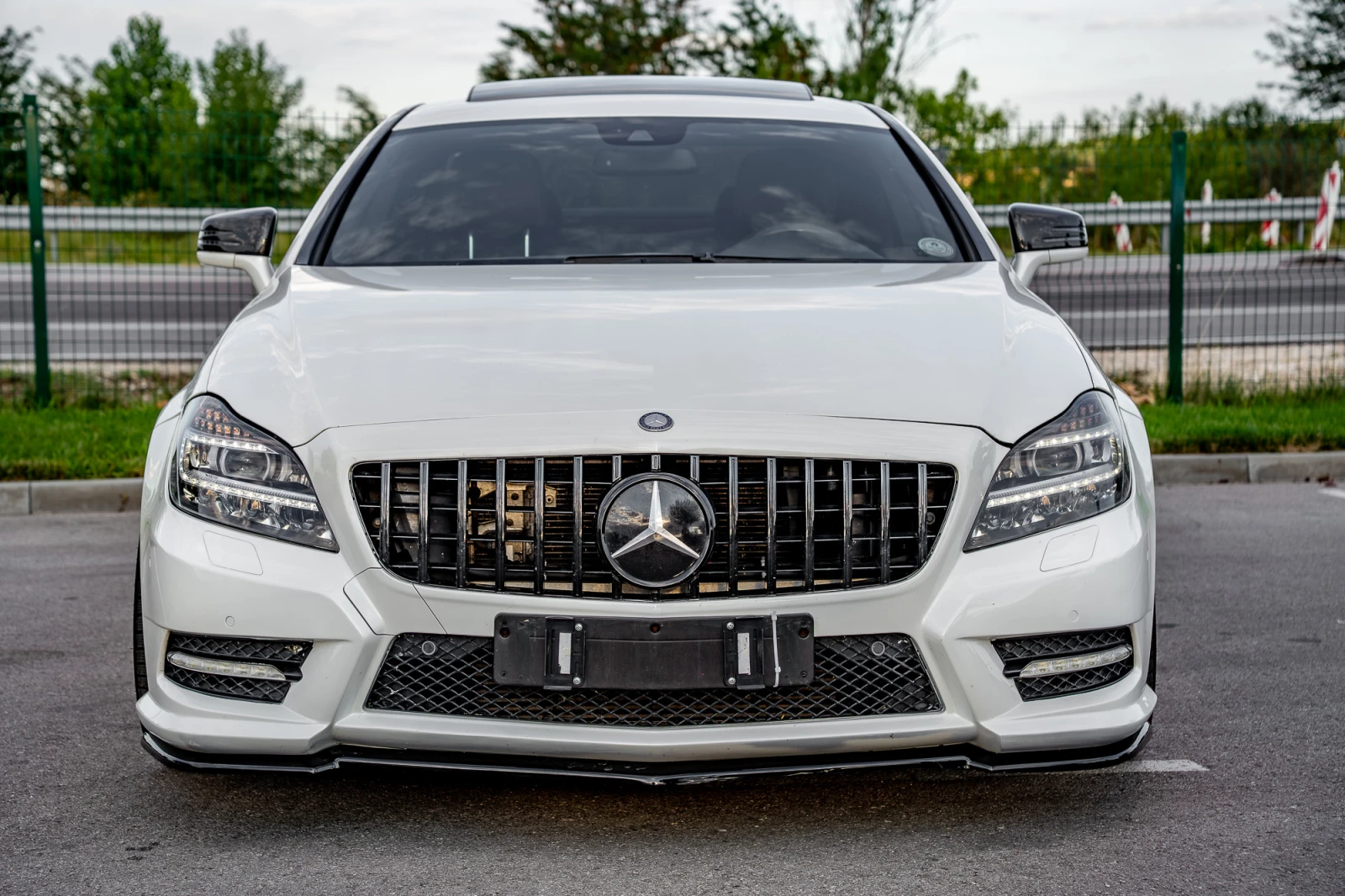 Mercedes-Benz CLS 350 FULL !!* AMG* DISTRONIC* SHADOW LINE, снимка 8 - Автомобили и джипове - 55424543