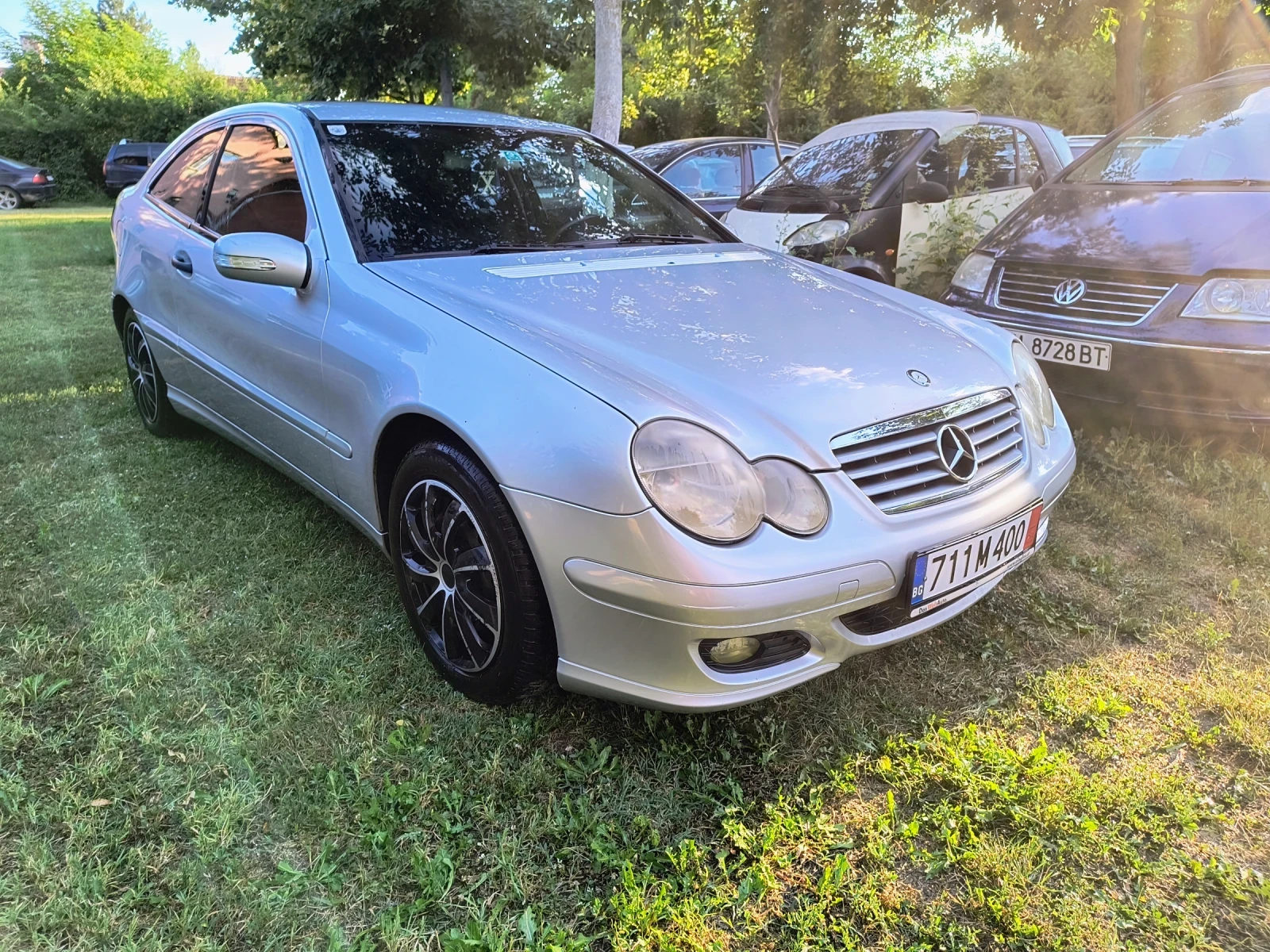 Mercedes-Benz C 220, снимка 2 - Автомобили и джипове - 55472136