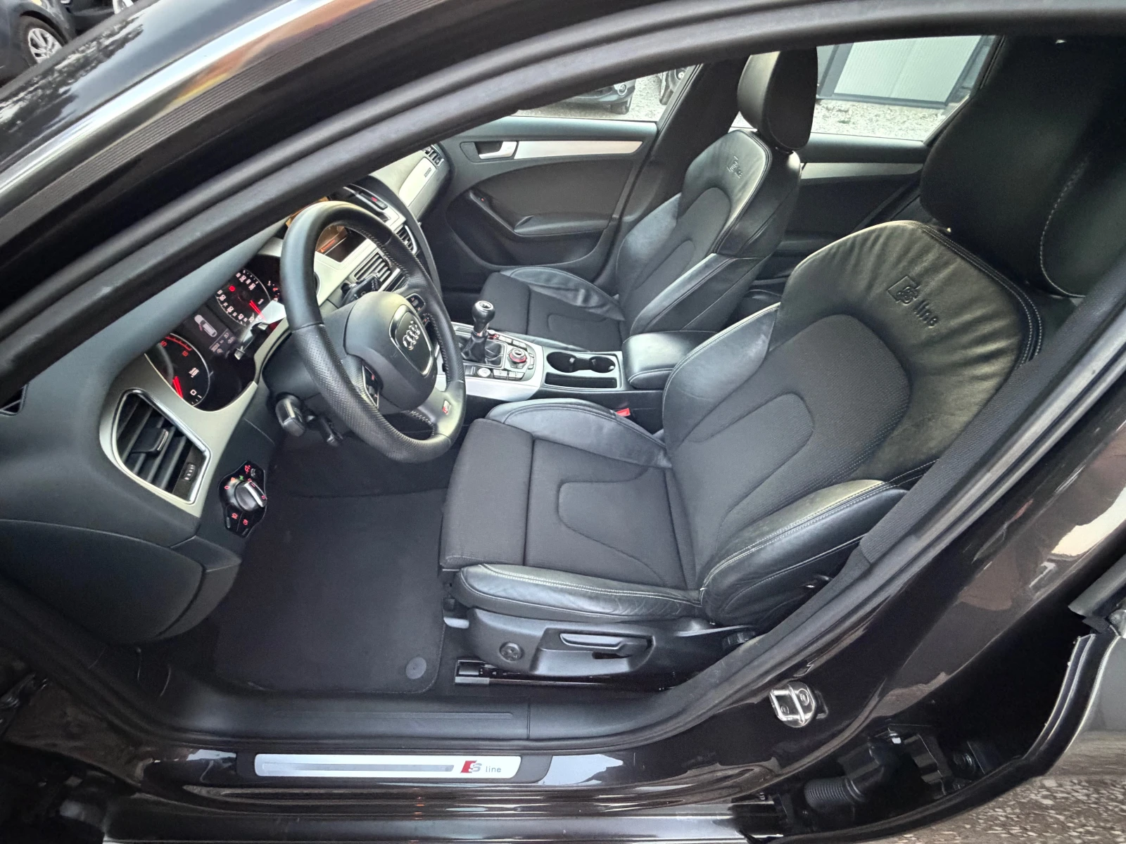 Audi A4 2.0TDI* S-line* QUATTRO* 170KS, снимка 11 - Автомобили и джипове - 55536060