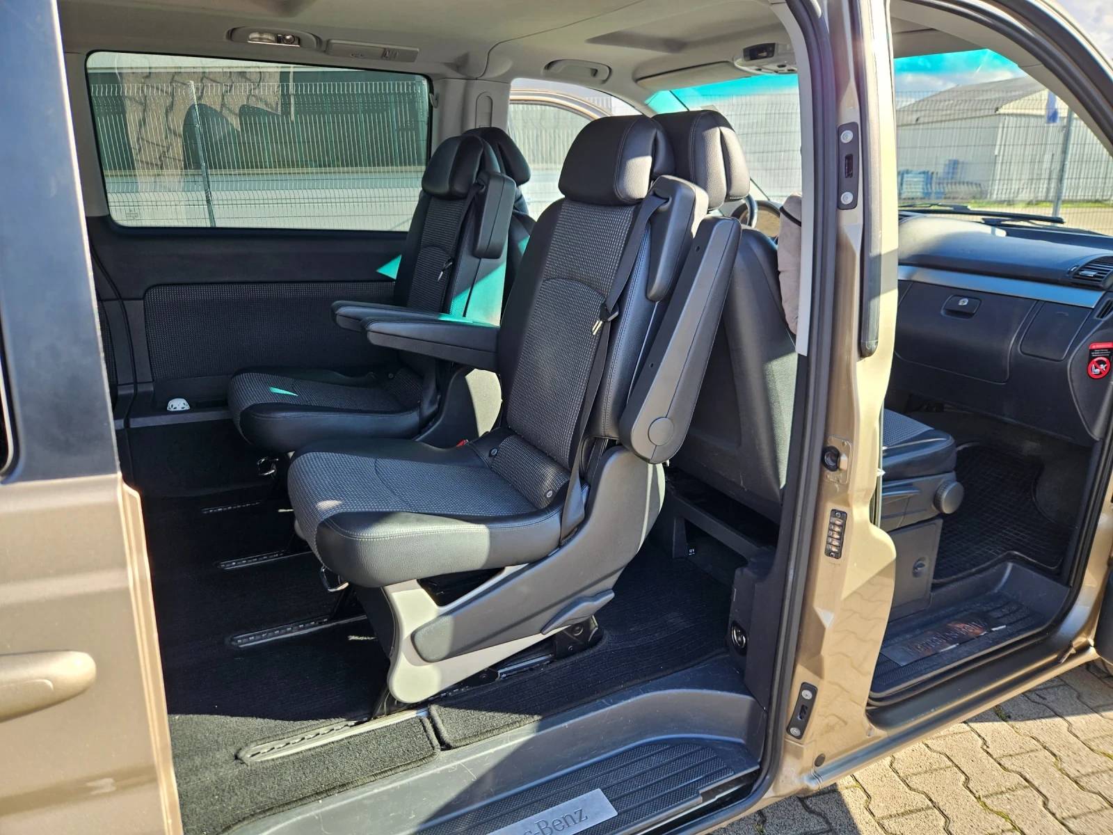 Mercedes-Benz Viano, снимка 13 - Автомобили и джипове - 55554636