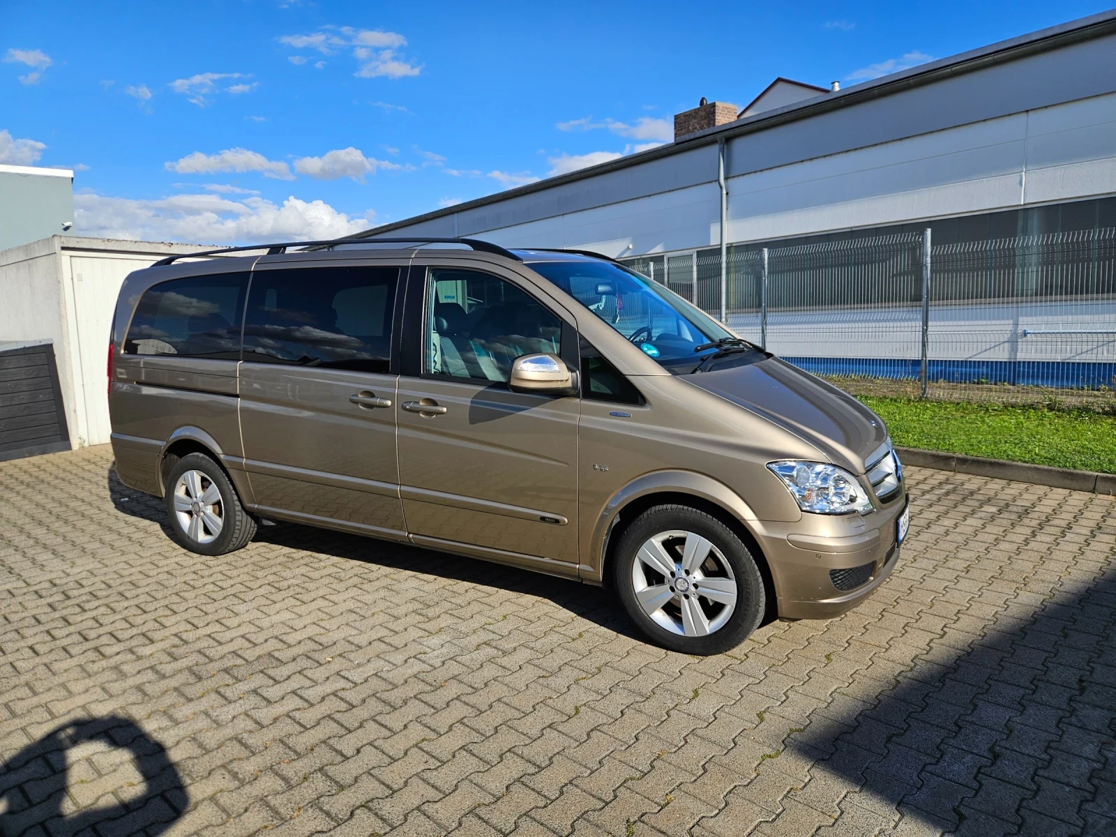 Mercedes-Benz Viano, снимка 2 - Автомобили и джипове - 55554636