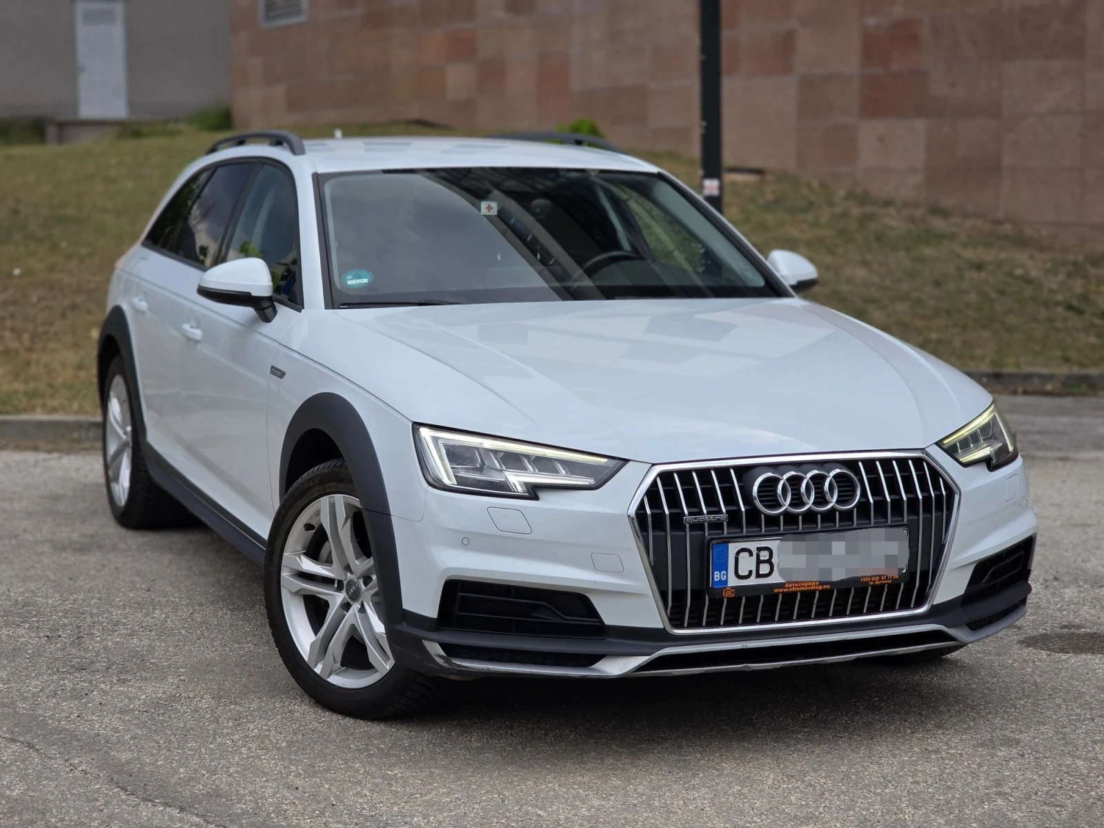 Audi A4 Allroad 3.0, снимка 2 - Автомобили и джипове - 55608007