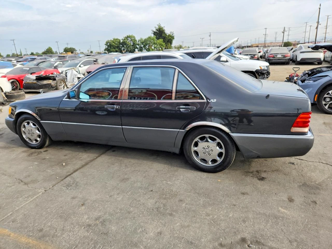 Mercedes-Benz S 600 SEL* V12* BOSE* FULL, снимка 4 - Автомобили и джипове - 55838360