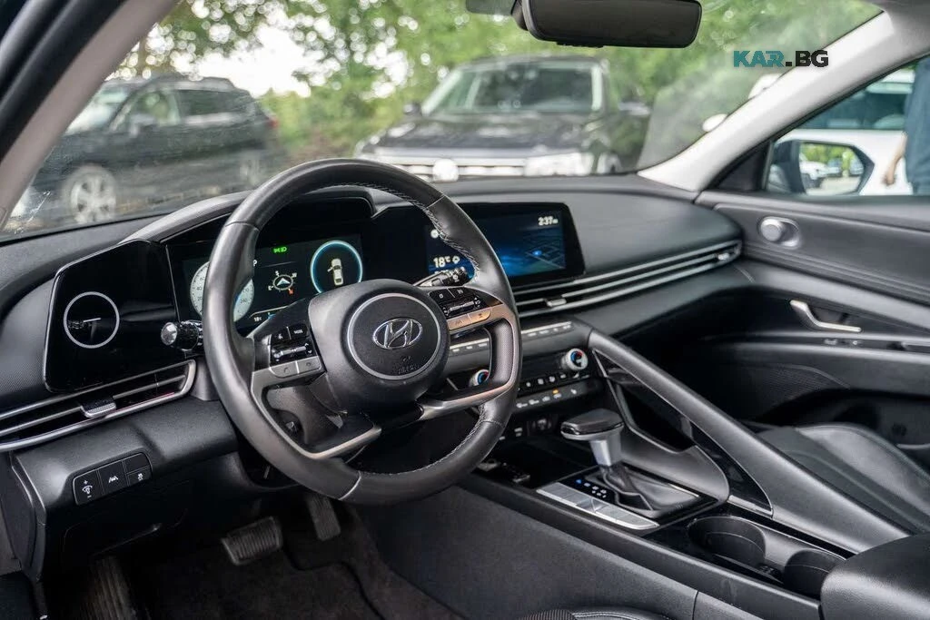Hyundai Elantra Ultimate* FWD* ����������* (���� �� ��)  | Mobile.bg � ����������� 8
