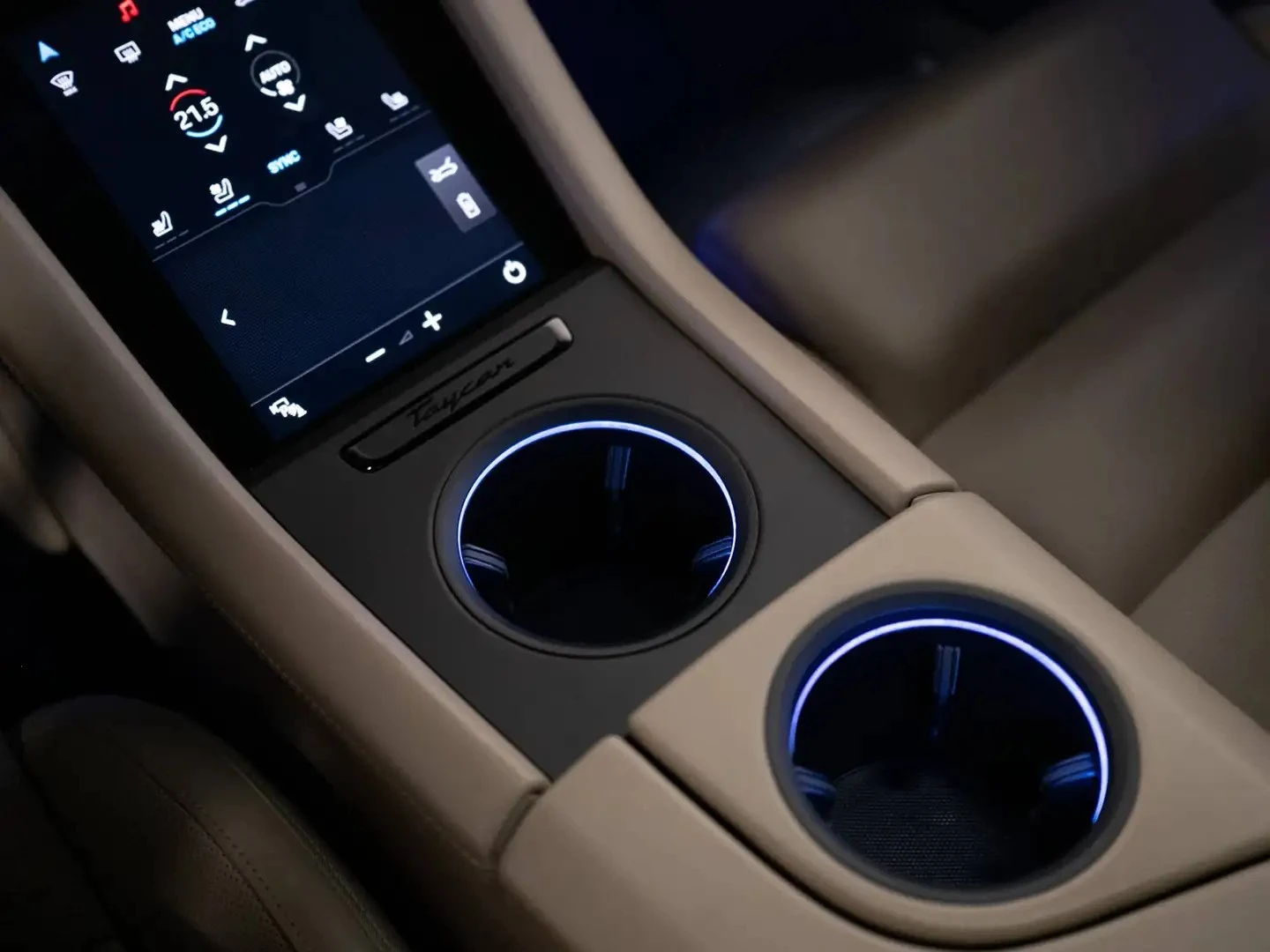 Porsche Taycan 2020* 4S* BOSE* PREMIUM PK* �����* DIS* ������ ��� | Mobile.bg � ����������� 13