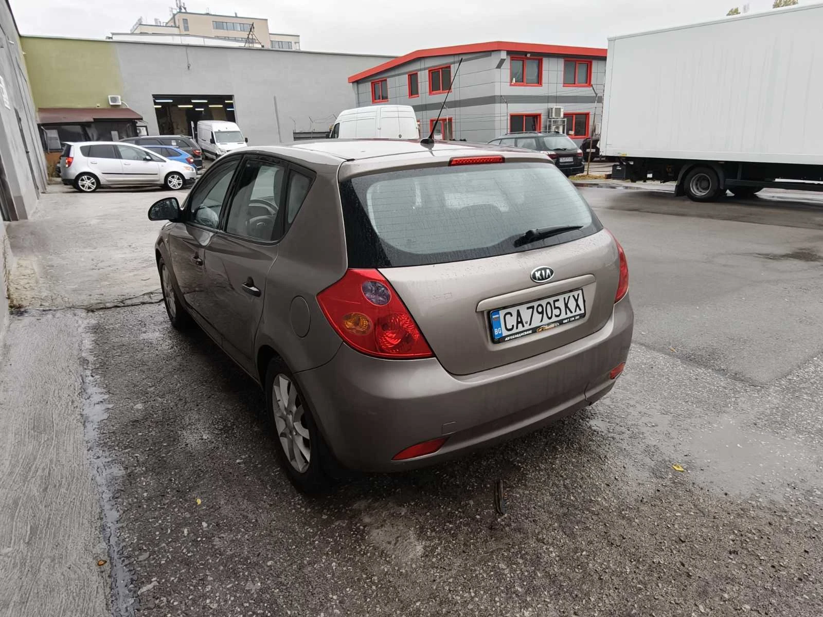 Kia Ceed, снимка 5 - Автомобили и джипове - 56733329