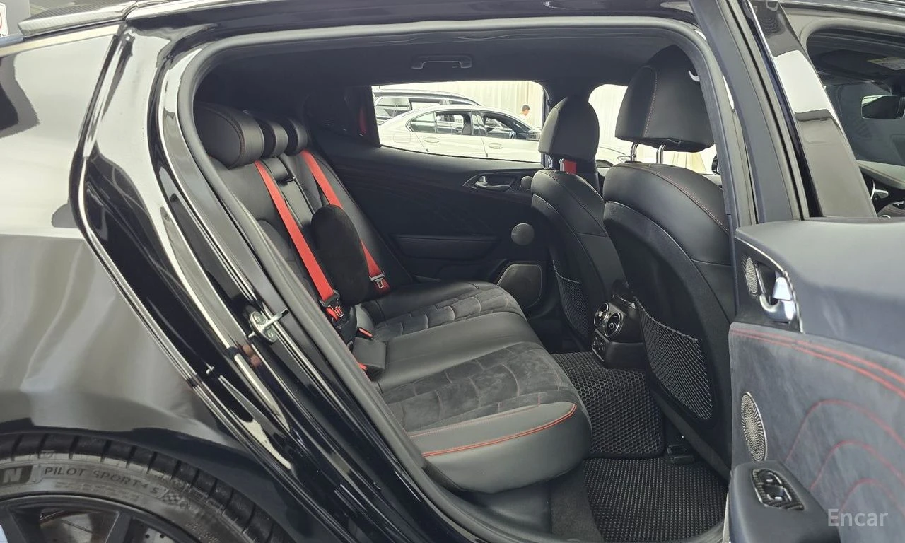 Kia Stinger * 3.3 GT ACRO EDITION* �������* ���������*  | Mobile.bg � ����������� 12