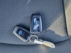 Toyota C-HR 1.8, 122к.с. ТОП , снимка 13