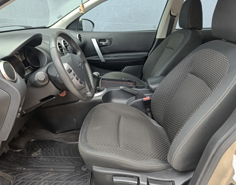 Nissan Qashqai 1.6 LPG, снимка 12 - Автомобили и джипове - 46822581