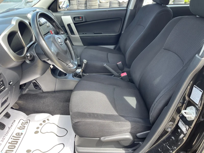 Daihatsu Terios 1.5I, снимка 13 - Автомобили и джипове - 48051510