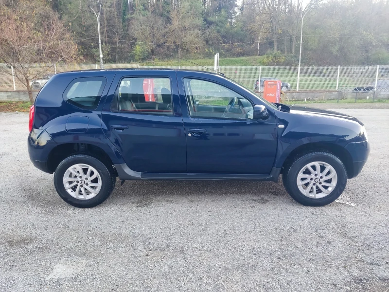 Dacia Duster 1.6 газ бензин , снимка 8 - Автомобили и джипове - 52437296