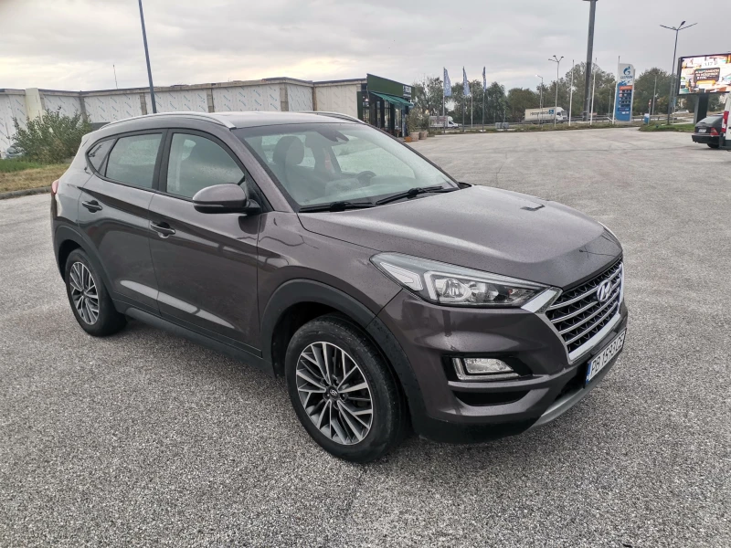 Hyundai Tucson 1.6 CRDI, снимка 7 - Автомобили и джипове - 52813492