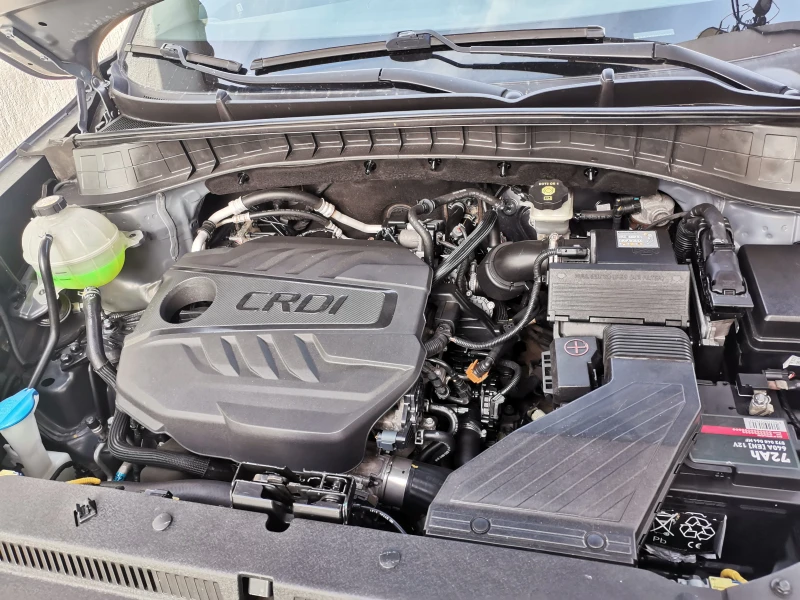Hyundai Tucson 1.6 CRDI, снимка 9 - Автомобили и джипове - 52813492
