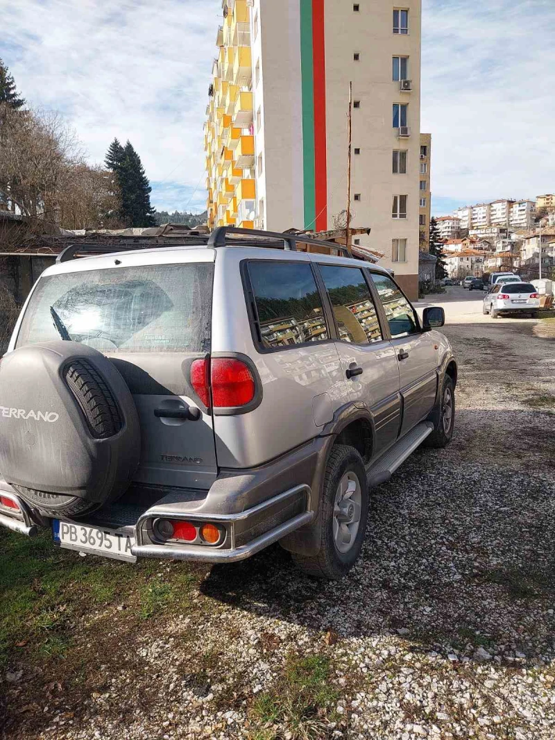 Nissan Terrano, снимка 2 - Автомобили и джипове - 52842250
