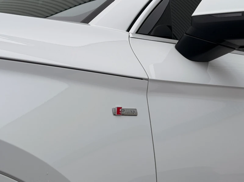 Audi Q5 Q5 Sportback S-Line, снимка 5 - Автомобили и джипове - 53045134