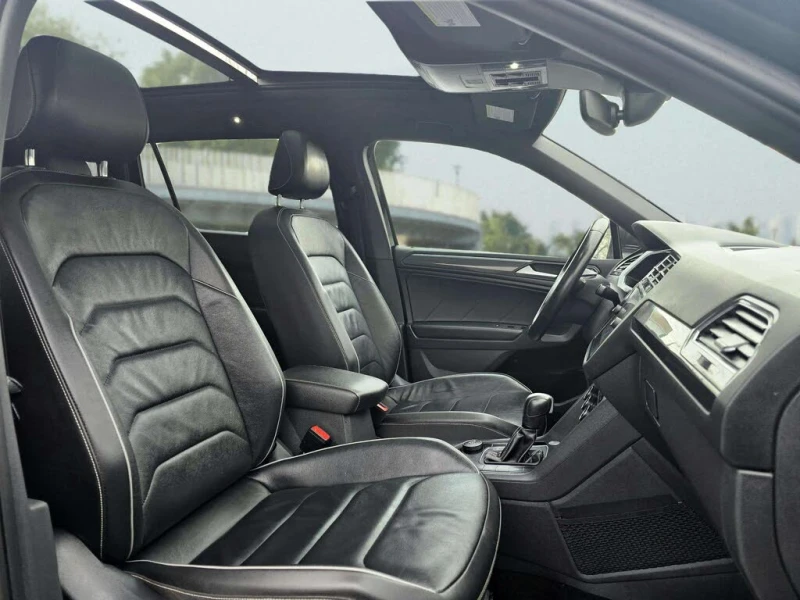 VW Tiguan * SEL* PREMIUM* R-LINE* , снимка 16 - Автомобили и джипове - 53323740