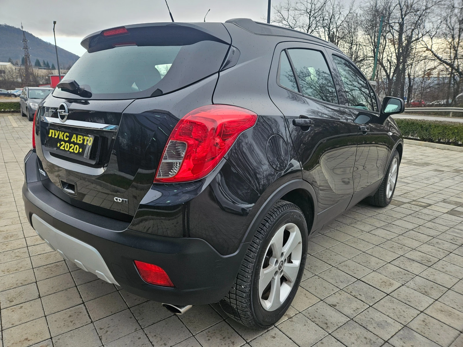 Opel Mokka 1.6 ПЕРФЕКТЕН  - изображение 4