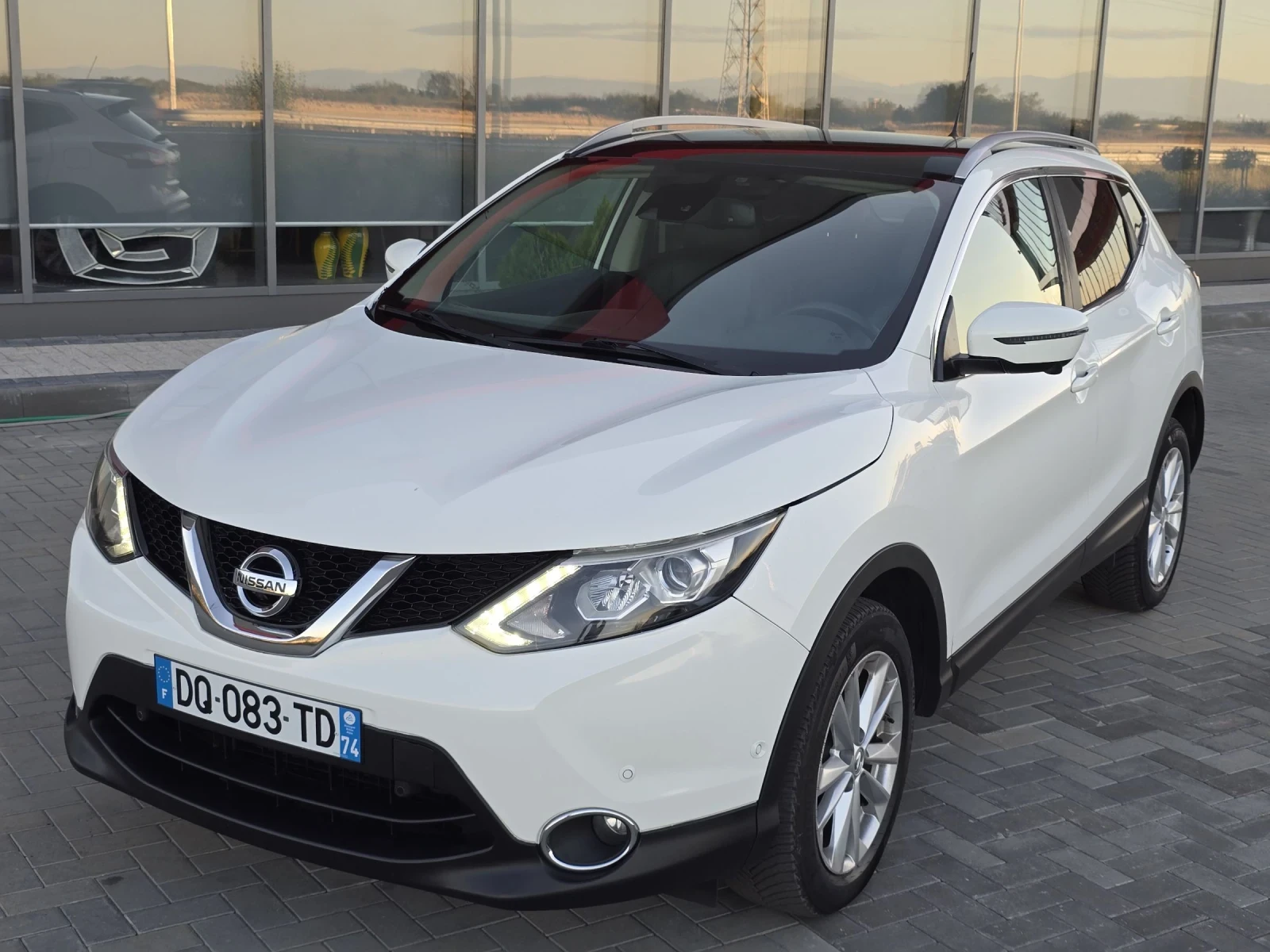 Nissan Qashqai 1.6dCi/Tekna/4x4/Panorama/360cam/EVRO6/FUL - изображение 3