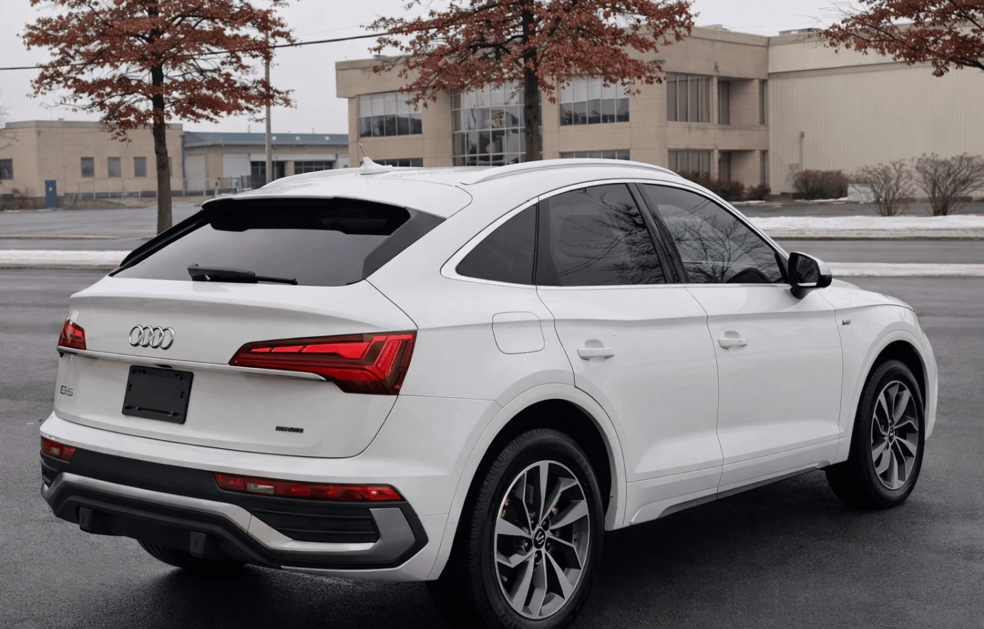 Audi Q5 Q5 Sportback S-Line - изображение 6