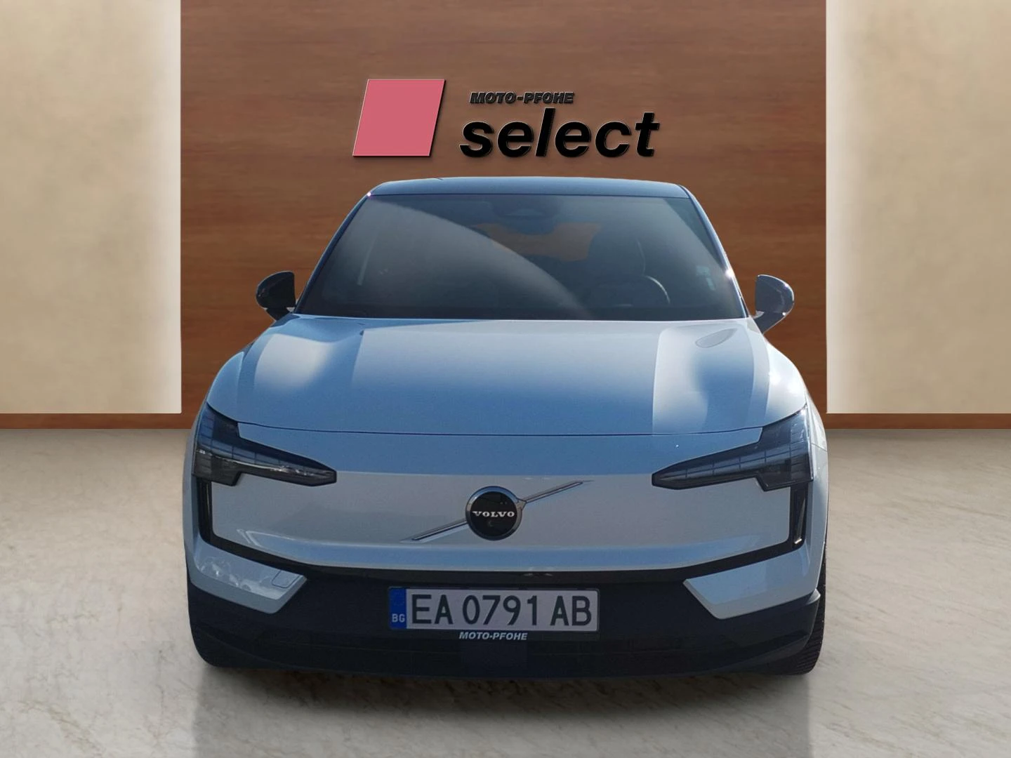 Volvo EX30 Twin motor - изображение 2