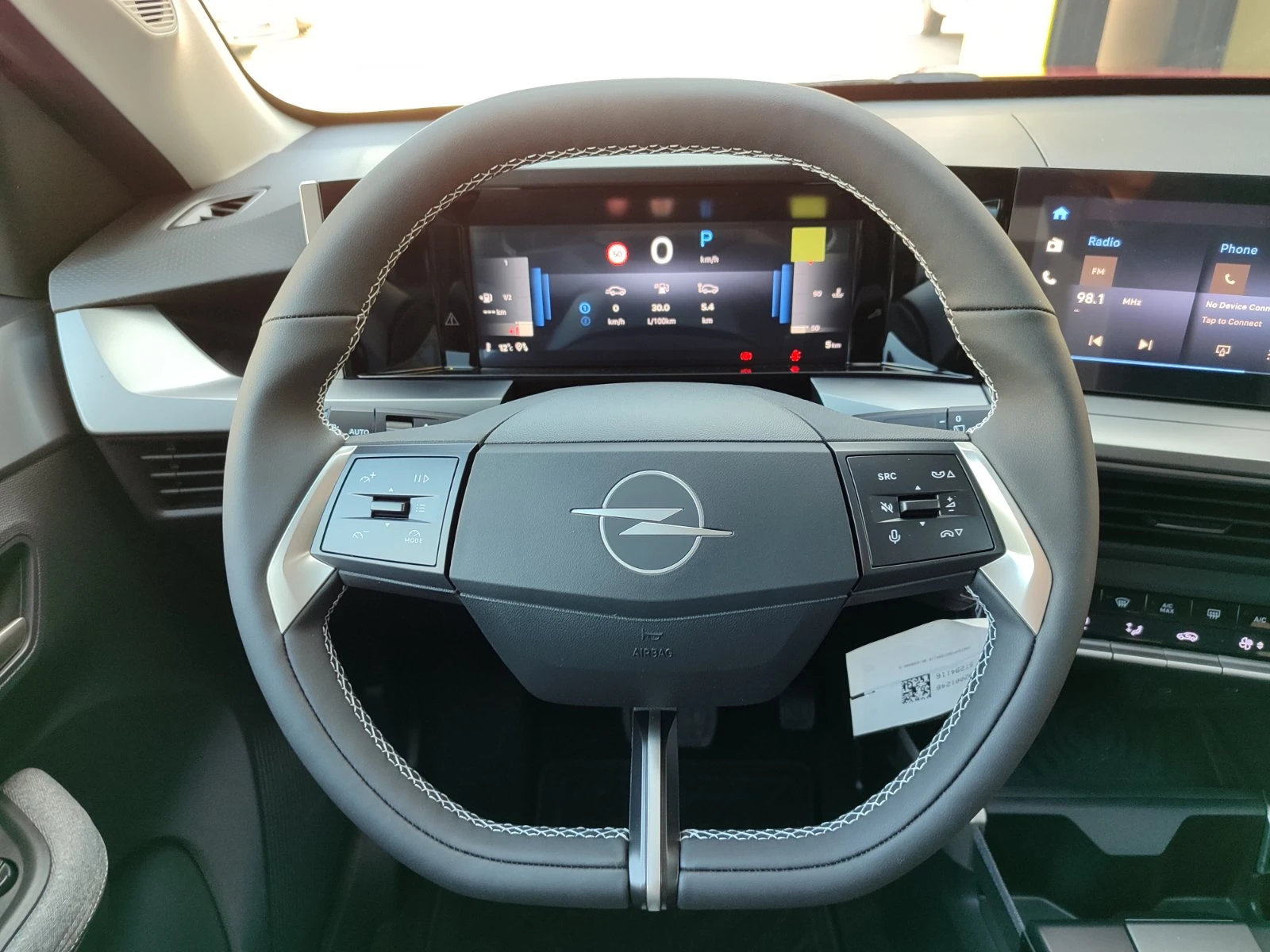 Opel Frontera Ultimate 48V Hybrid 107kW/145Hp, снимка 9 - Автомобили и джипове - 54053843