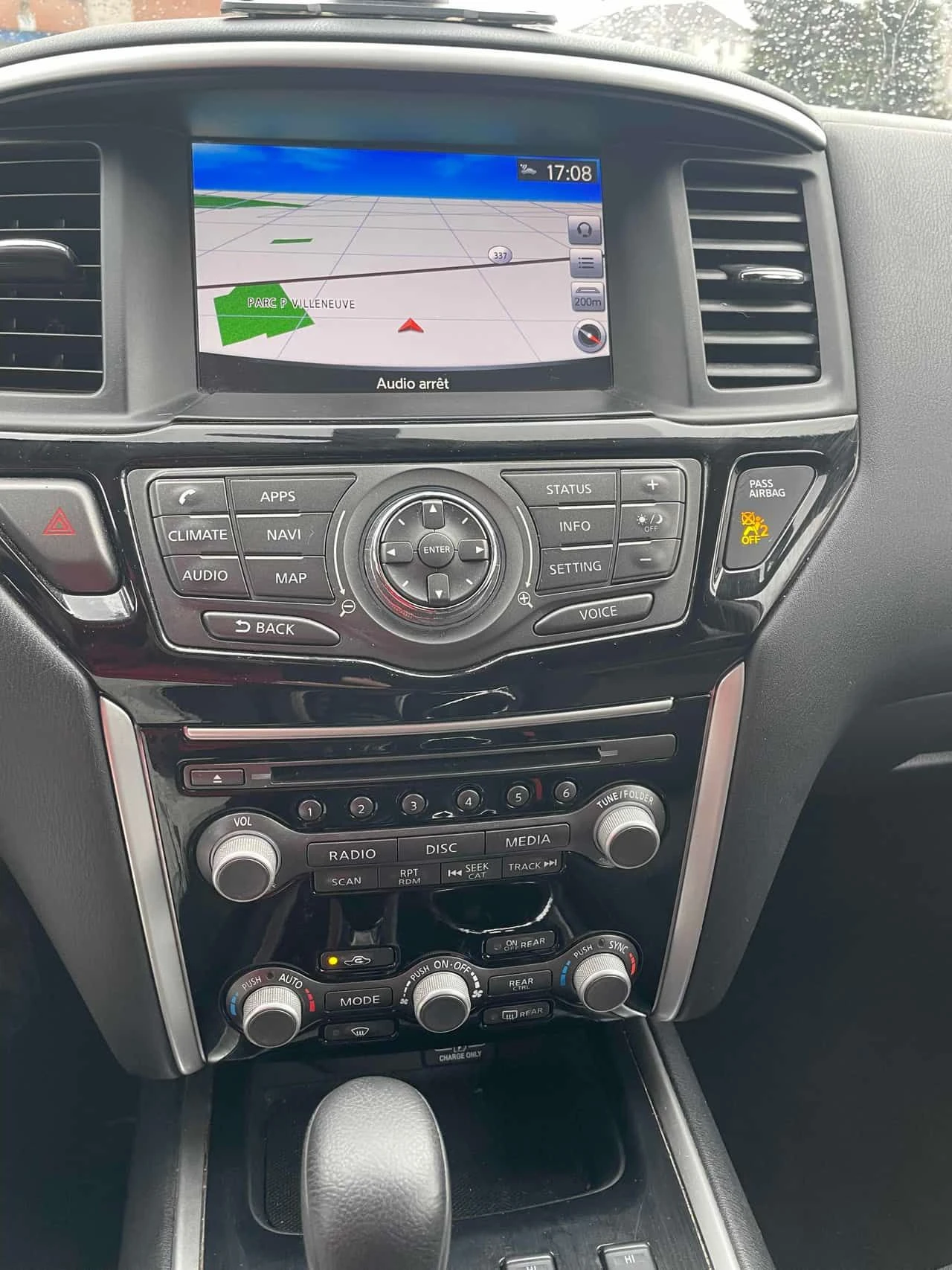 Nissan Pathfinder * SV Tech * CARFAX * ���� �� �� | Mobile.bg � ����������� 9