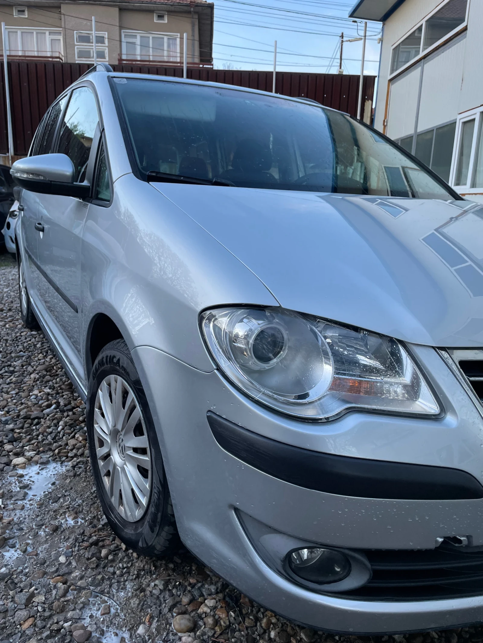 VW Touareg 1.9 TDI, снимка 9 - Автомобили и джипове - 54417354