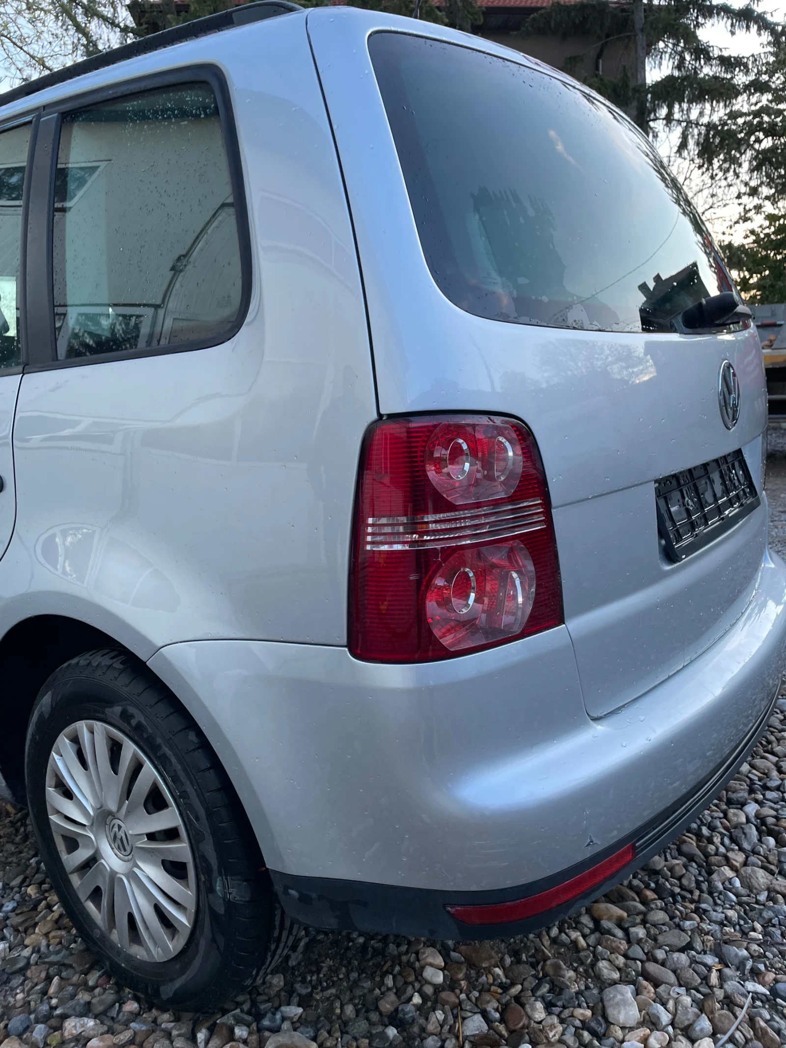 VW Touareg 1.9 TDI, снимка 5 - Автомобили и джипове - 54417354