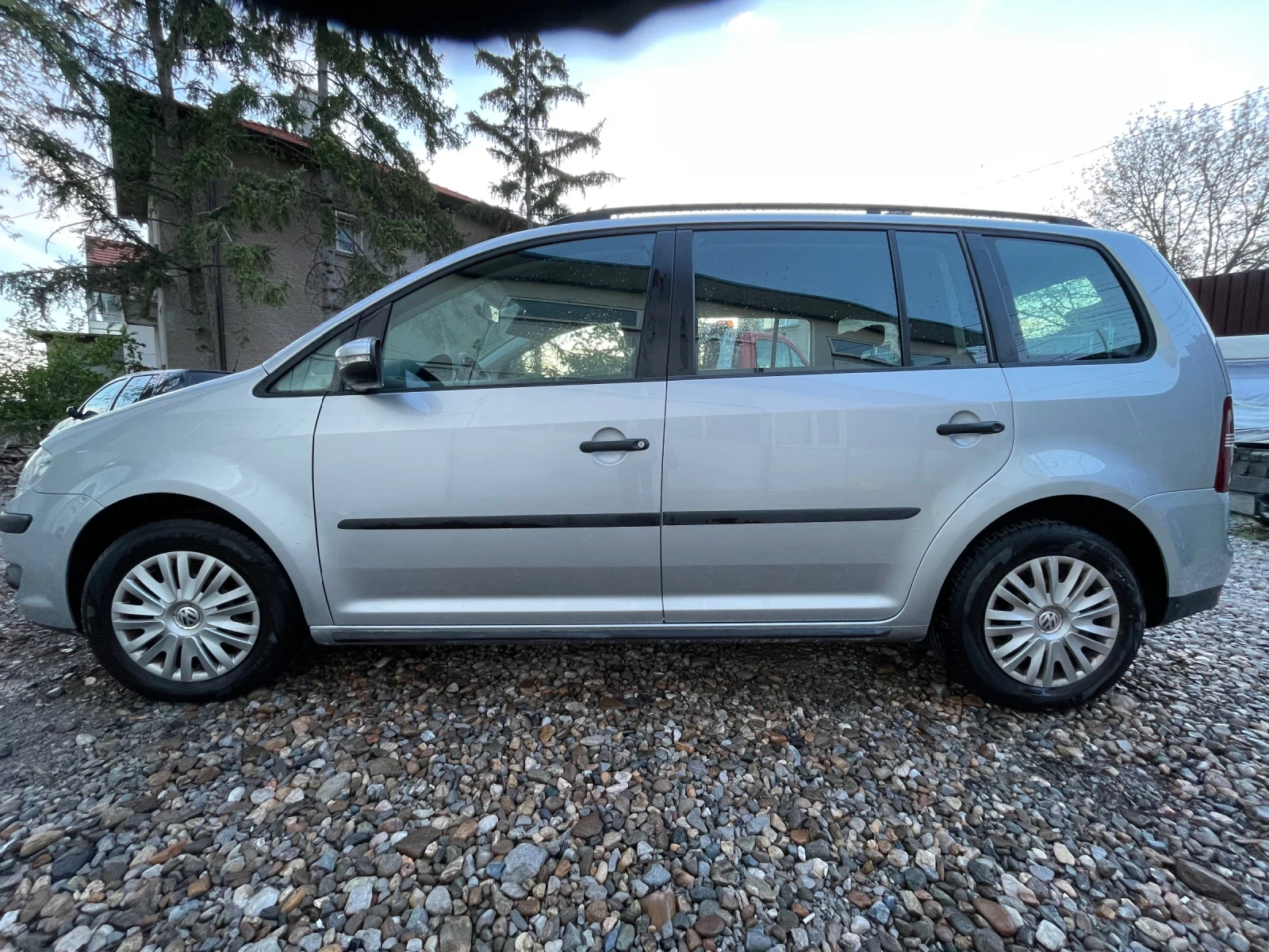 VW Touareg 1.9 TDI, снимка 3 - Автомобили и джипове - 54417354